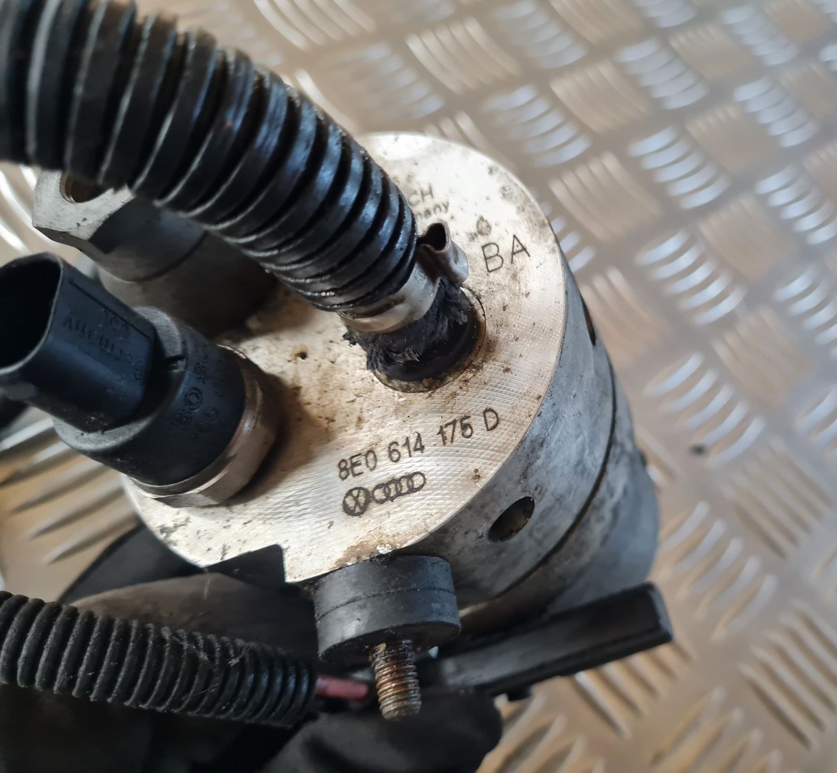 Vakuuma sūknis priekš AUDI A4 2000 AVANT 4 Vakuuma sūknis priekš AUDI A4 2000 AVANT