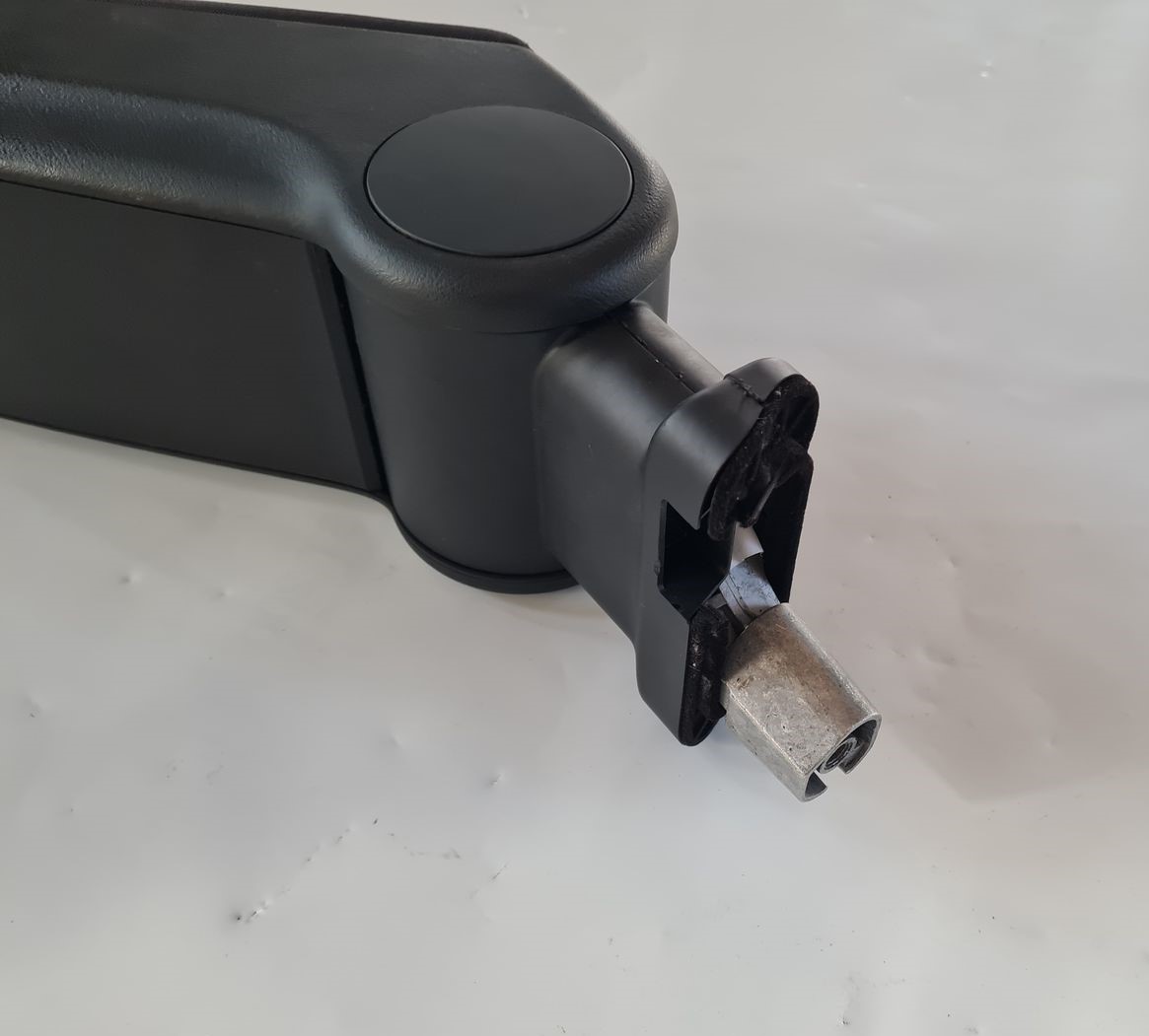 Roku balsts priekš AUDI A4 2000 AVANT 6 Roku balsts priekš AUDI A4 2000 AVANT