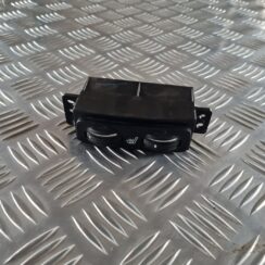 Sēdekļa apsildes ieslēgšanas poga priekš TOYOTA AVENSIS 2007