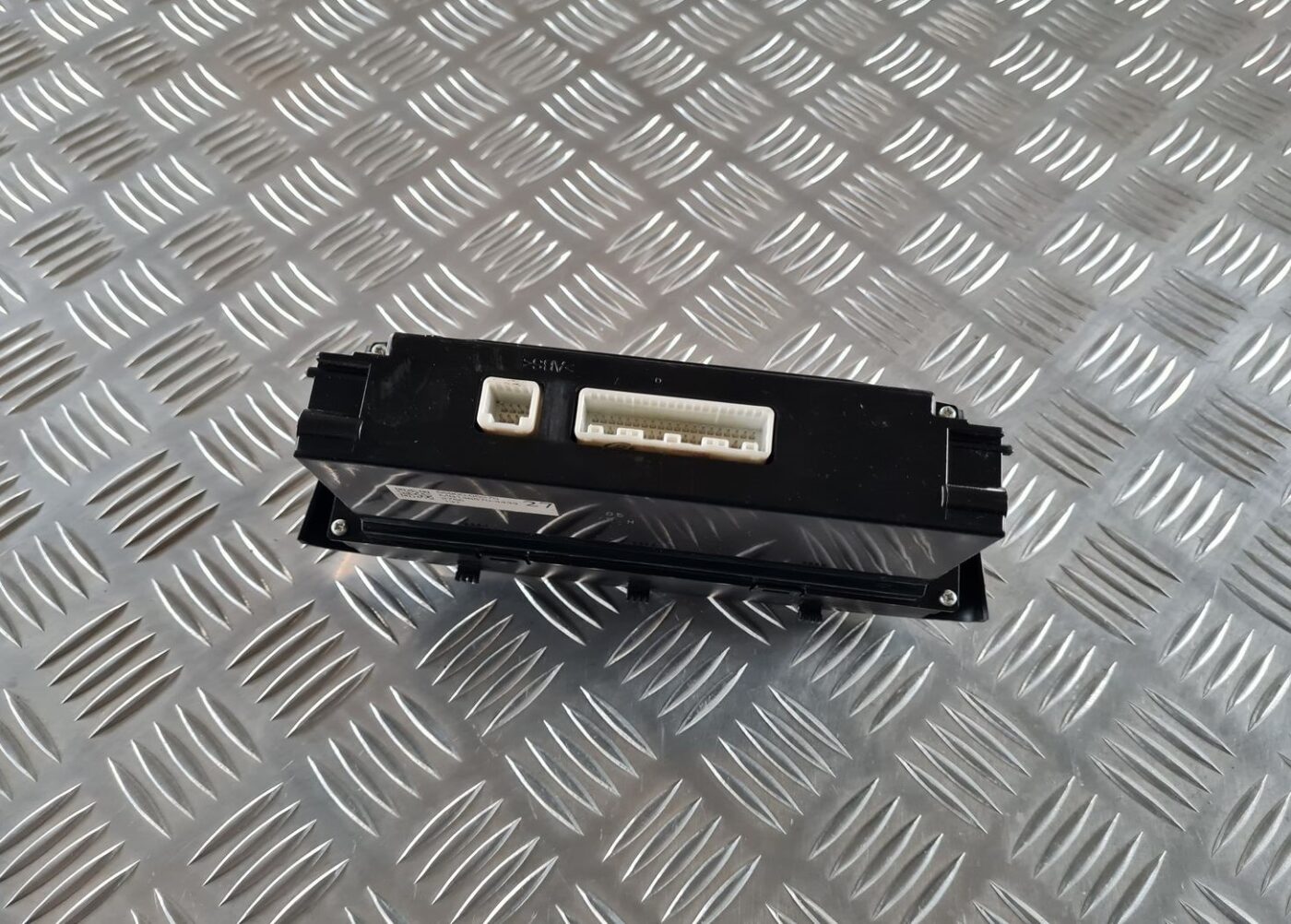 Klimata kontroles bloks priekš TOYOTA AVENSIS 2007