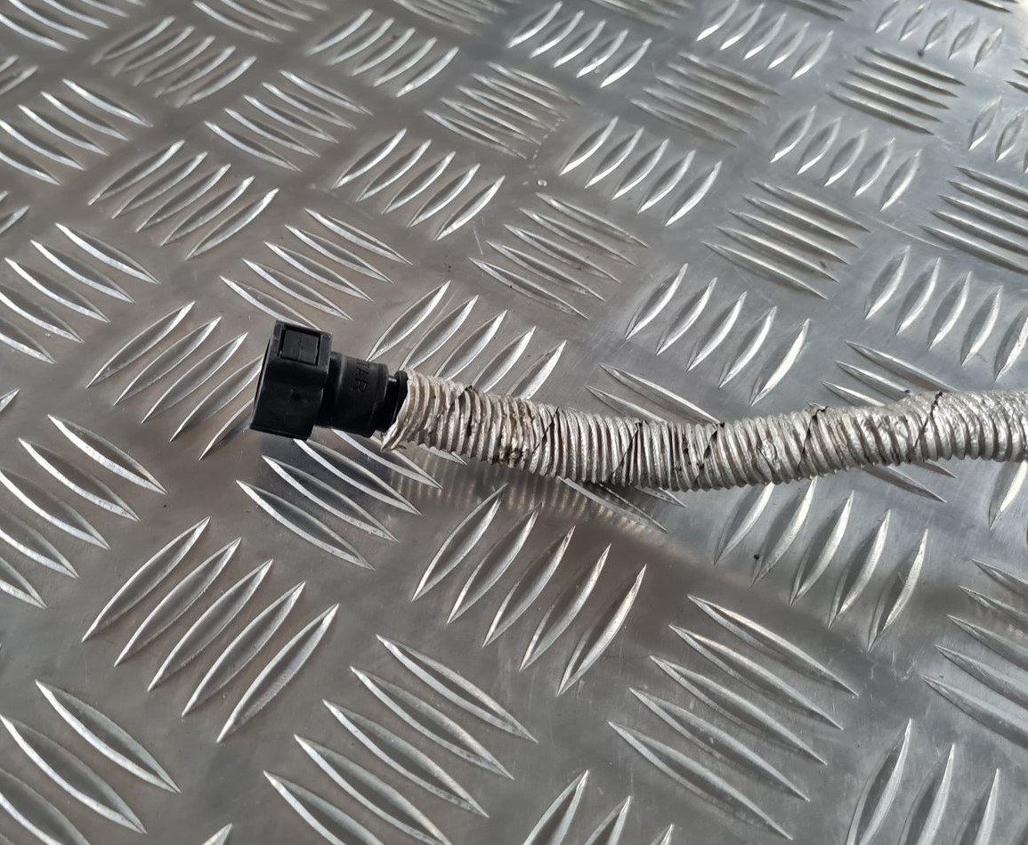 Vakuuma bremžu pastiprinātāja caurule priekš TOYOTA AVENSIS 2007 2 Vakuuma bremžu pastiprinātāja caurule priekš TOYOTA AVENSIS 2007