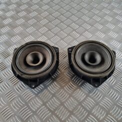 Durvju skaļrunis, apakšā priekš TOYOTA AVENSIS 2007