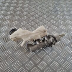 Bremžu pastiprinātāja galvenais cilindrs priekš TOYOTA AVENSIS 2007