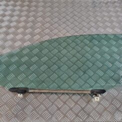 Priekšējo kreiso durvju stikls priekš TOYOTA AVENSIS 2007