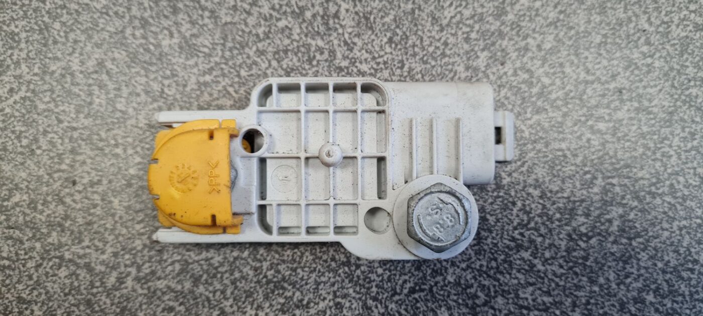 Drošības spilvena trieciensensors priekš OPEL VECTRA C 2002 4 Drošības spilvena trieciensensors priekš OPEL VECTRA C 2002