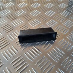 Bagažnieka vāka rokturis priekš AUDI A6 2008