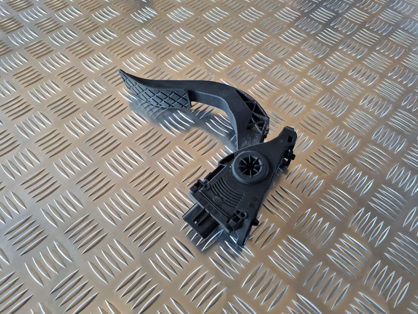 Gāzes pedālis priekš AUDI A6 2008 1 Gāzes pedālis priekš AUDI A6 2008