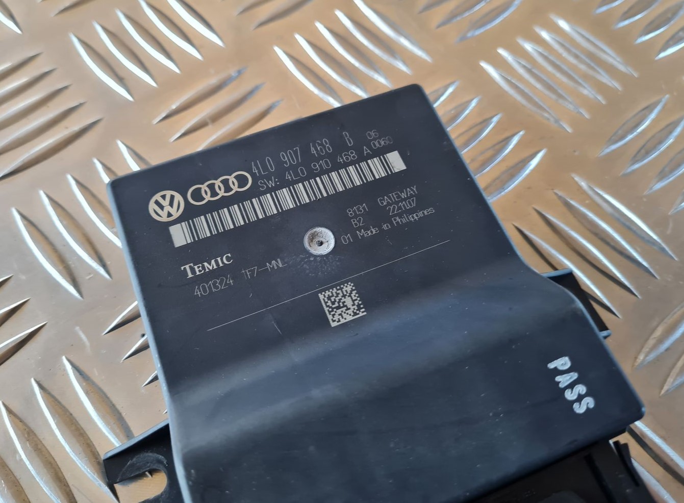 GATEWAY vadības bloks priekš AUDI A6 2008 2 GATEWAY vadības bloks priekš AUDI A6 2008