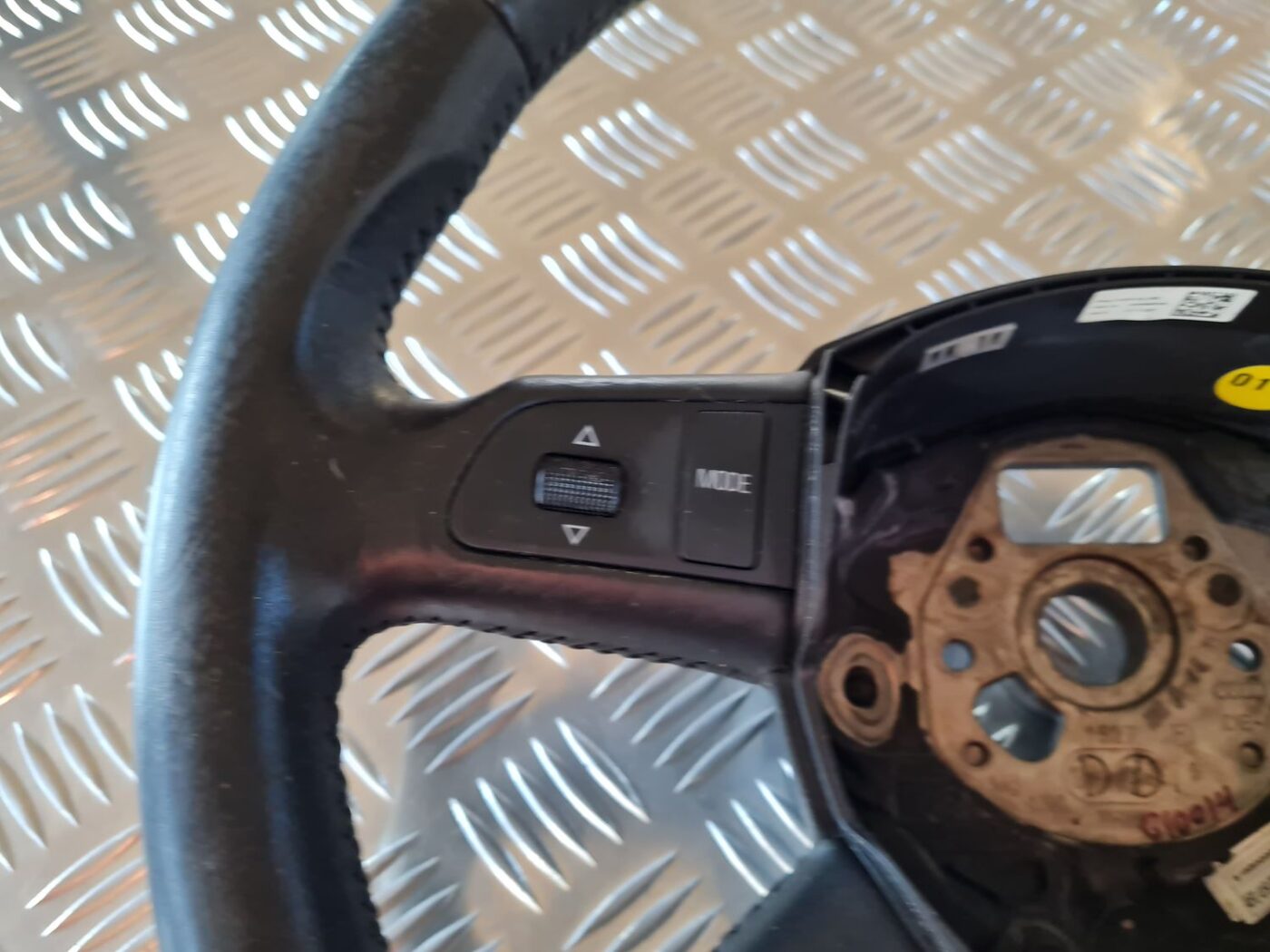 Stūre priekš AUDI A6 2008 2 Stūre priekš AUDI A6 2008