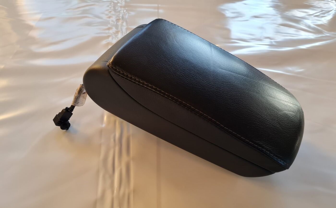 Roku balsts priekš AUDI A6 2008 2 Roku balsts priekš AUDI A6 2008