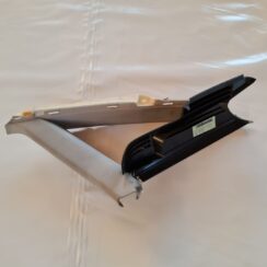 Aizmugurējas salona statnes apdare priekš AUDI A6 2008