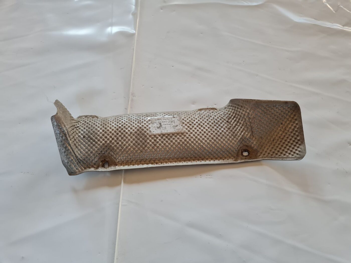 Izpūtēja sistēmas karstuma aizsargs priekš AUDI A6 2008