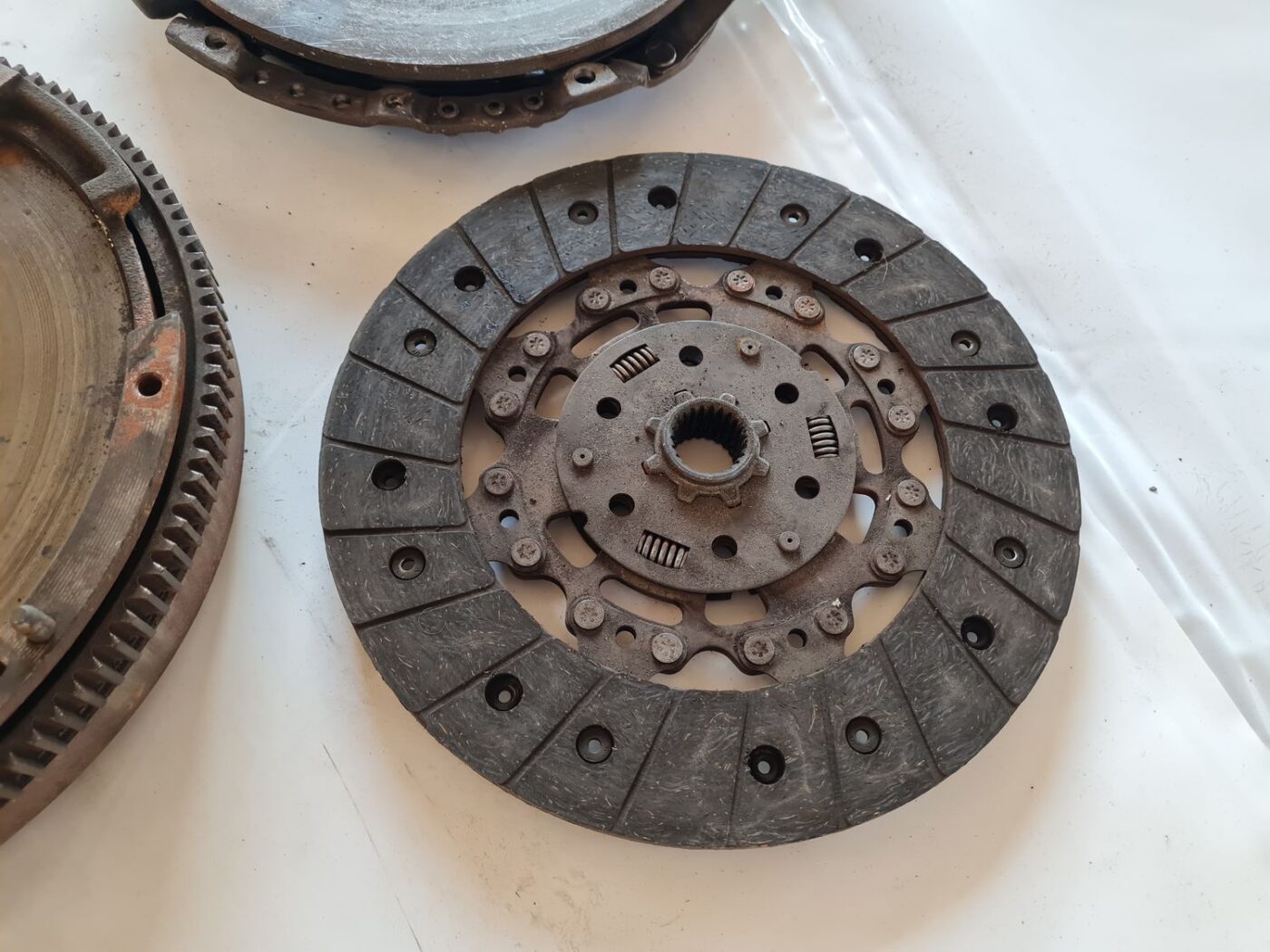 Sajūga komplekts priekš VW PASSAT B6 2006 ANGL. UNIVERSAL