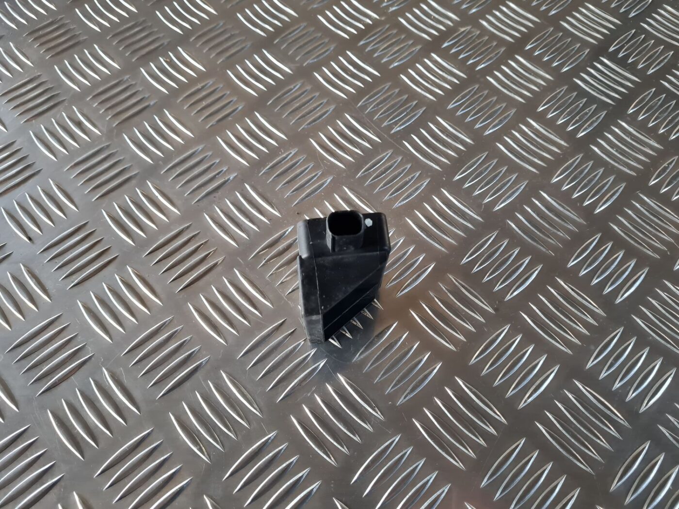 ESP ātruma devējs priekš VW GOLF IV 1999 3 ESP ātruma devējs priekš VW GOLF IV 1999