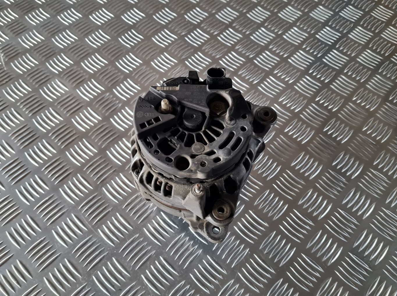 Ģenerators priekš VW GOLF IV 1999 5 Ģenerators priekš VW GOLF IV 1999