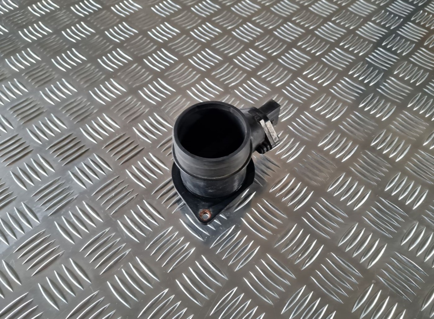 Gaisa plūsmas mērītājs priekš VW GOLF IV 1999 1 Gaisa plūsmas mērītājs priekš VW GOLF IV 1999