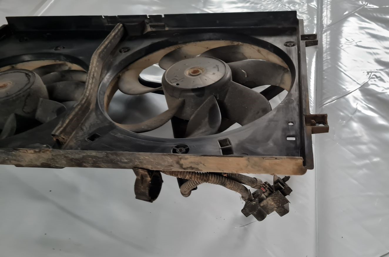 Dzesēšanas radiatora ventilators priekš VW GOLF IV 1999