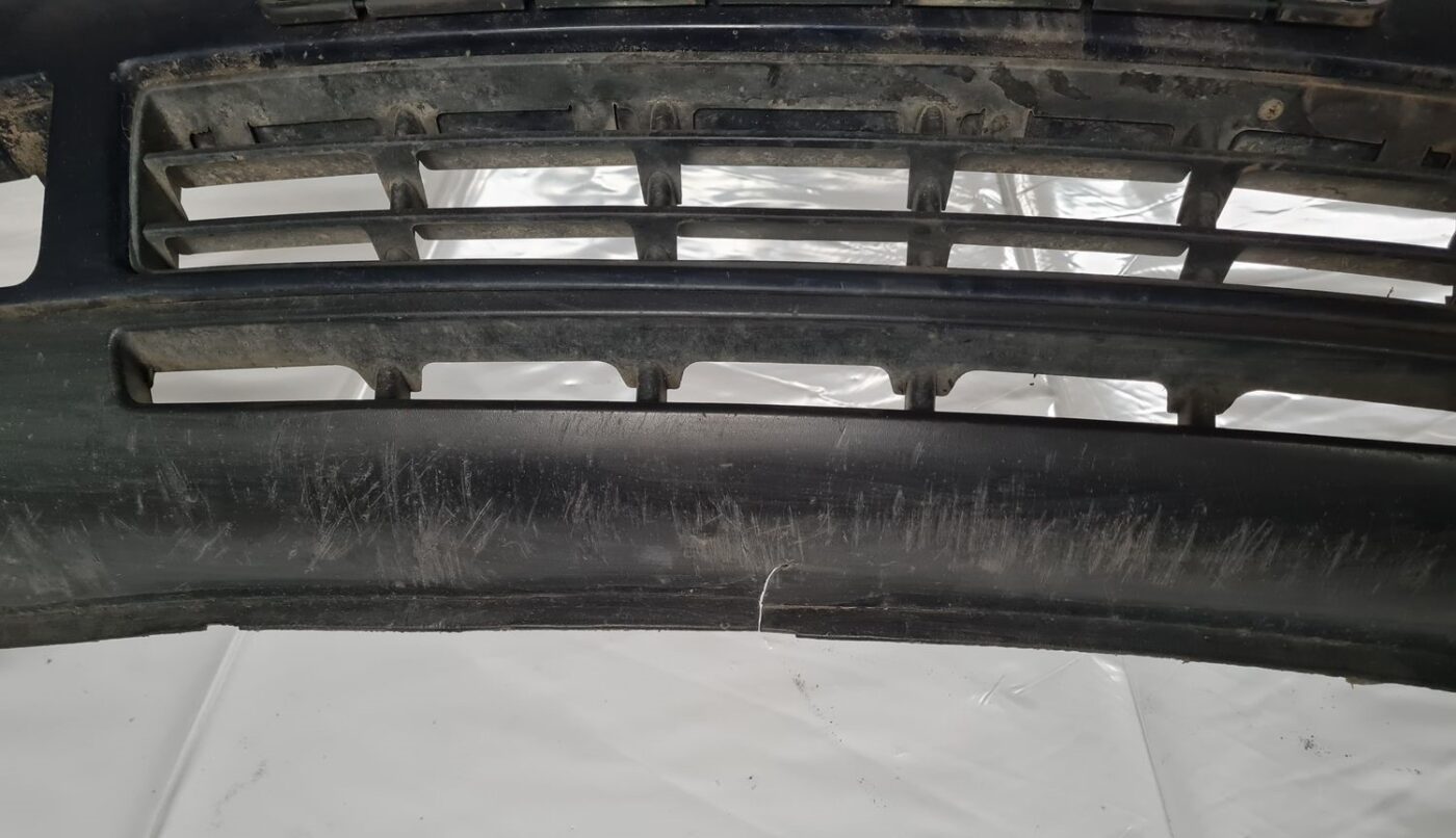 Priekšējais buferis priekš VW GOLF IV 1999 5 Priekšējais buferis priekš VW GOLF IV 1999