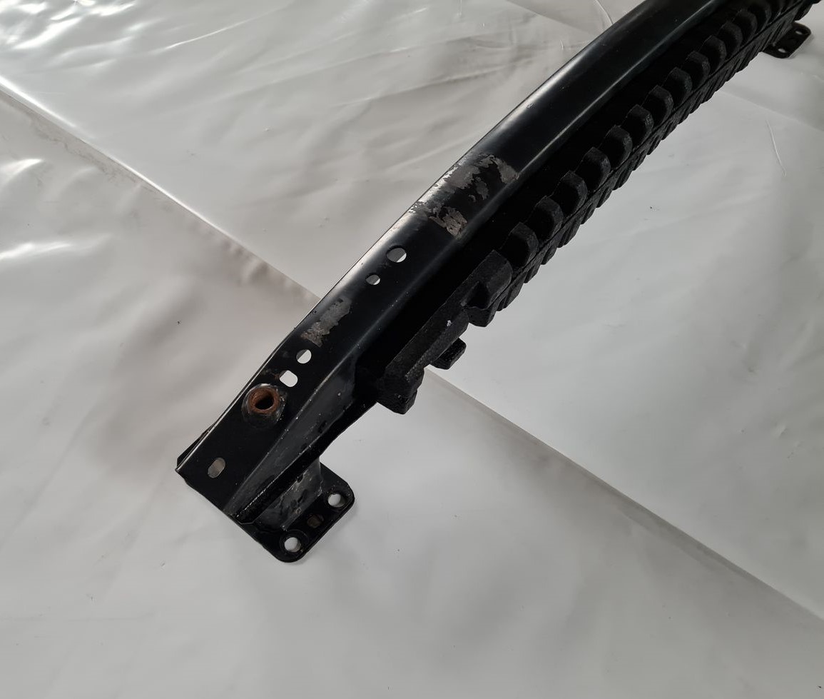 Aizmugurējā bufera pastiprinātājs priekš VW TOUAREG 2007 4 Aizmugurējā bufera pastiprinātājs priekš VW TOUAREG 2007