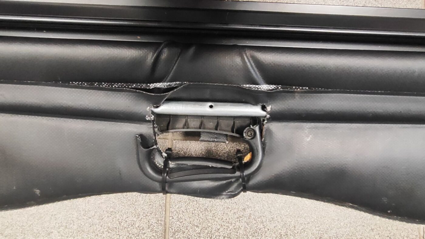 Bagāžnieka žalūzija priekš BMW 320D E46 2004 TOURING 8 Bagāžnieka žalūzija priekš BMW 320D E46 2004 TOURING