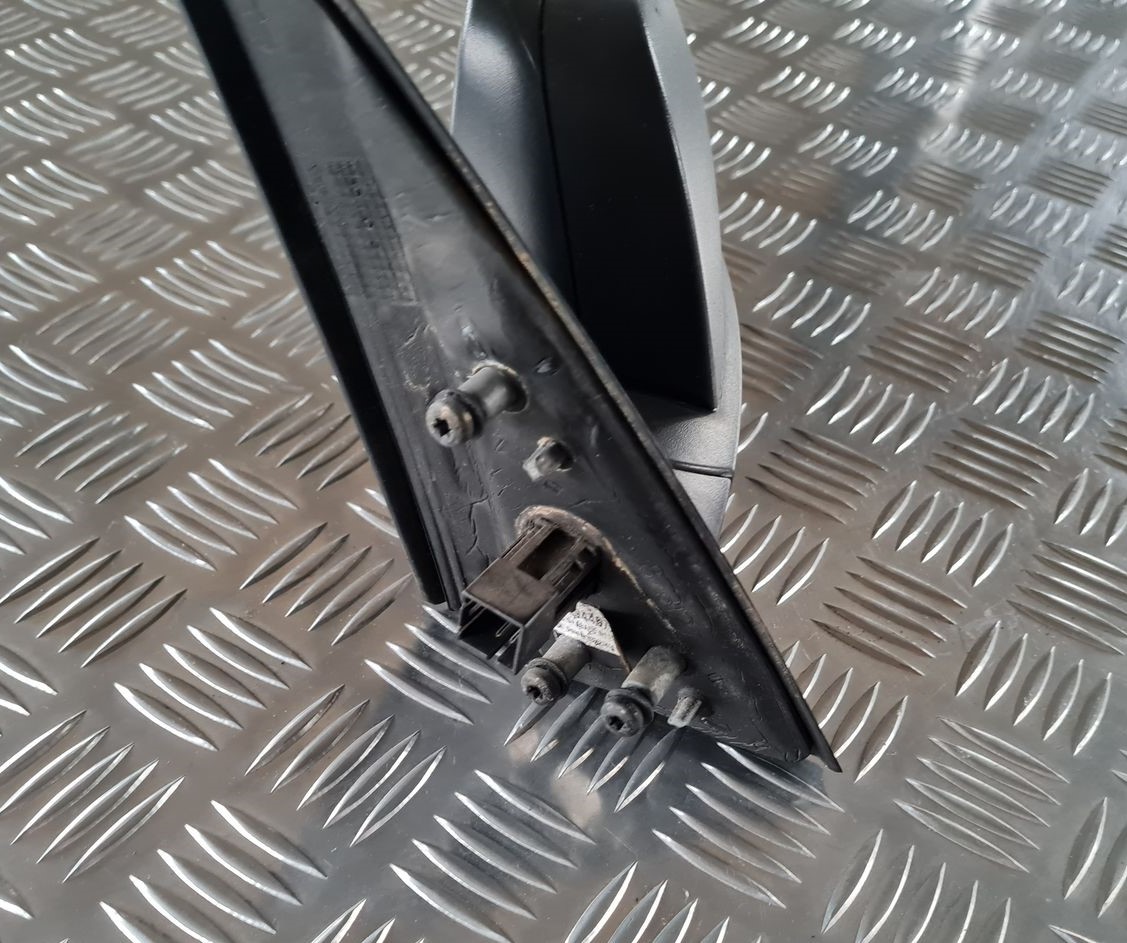 Ārējais spogulis, pa kreisi priekš OPEL MERIVA 2004