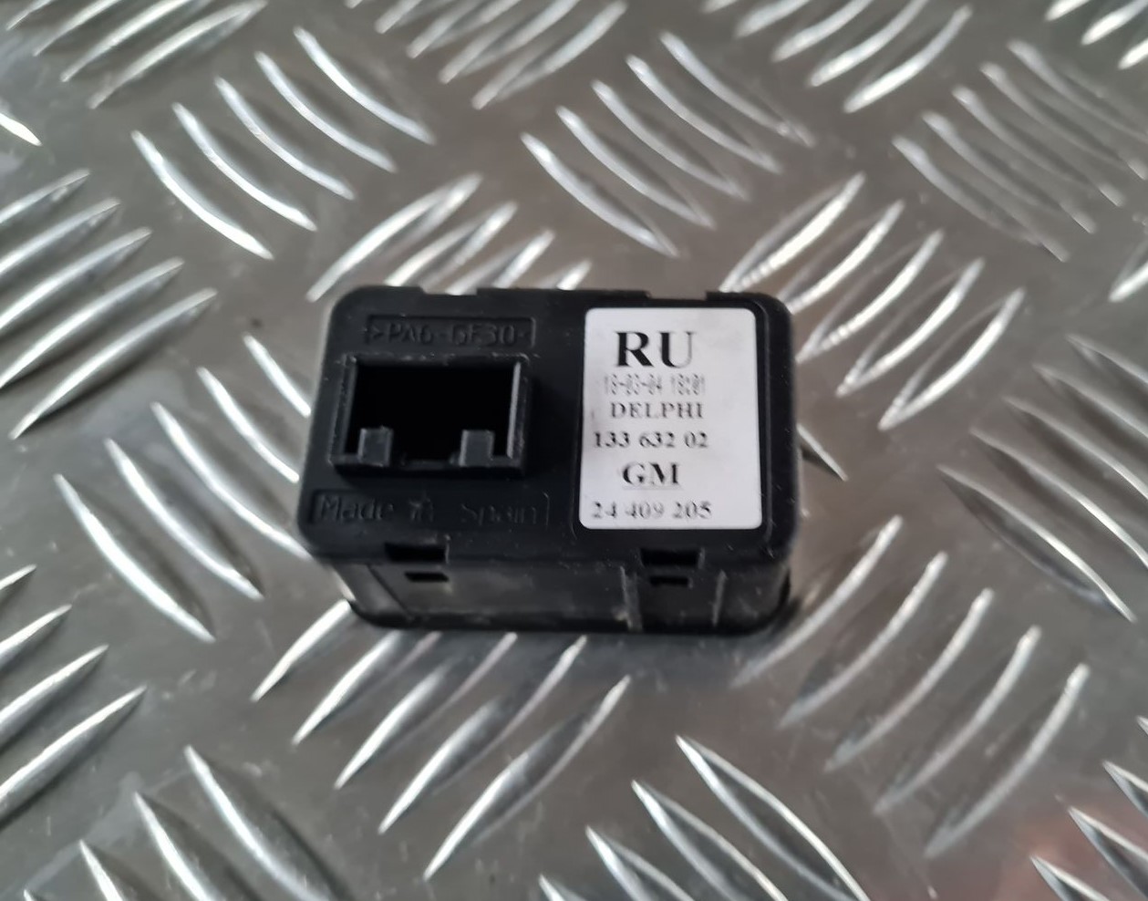 Stikla pacelšanas poga priekš OPEL MERIVA 2004 4 Stikla pacelšanas poga priekš OPEL MERIVA 2004