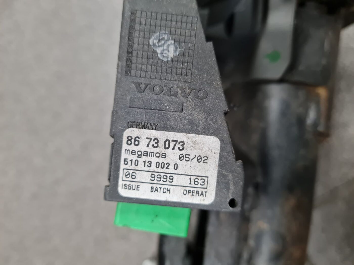 Stūres statne priekš VOLVO V70 2002 SILVER 3 Stūres statne priekš VOLVO V70 2002 SILVER