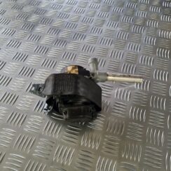 Aizmugurējā vidēja drošības josta priekš VOLVO S80 2007 Black