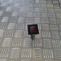 Trauksmes poga priekš VOLVO S80 2007 Black