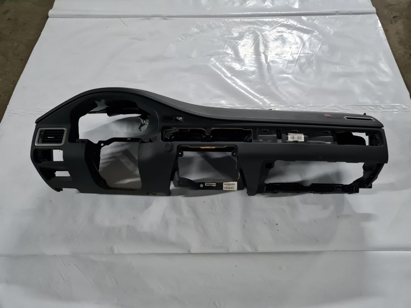 Mērinstrumentu panelis priekš VOLVO S80 2007 Black 1 Mērinstrumentu panelis priekš VOLVO S80 2007 Black
