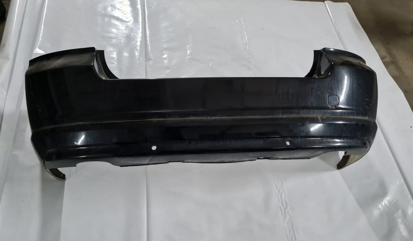 Aizmugures buferis priekš VOLVO S80 2007 Black 1 Aizmugures buferis priekš VOLVO S80 2007 Black