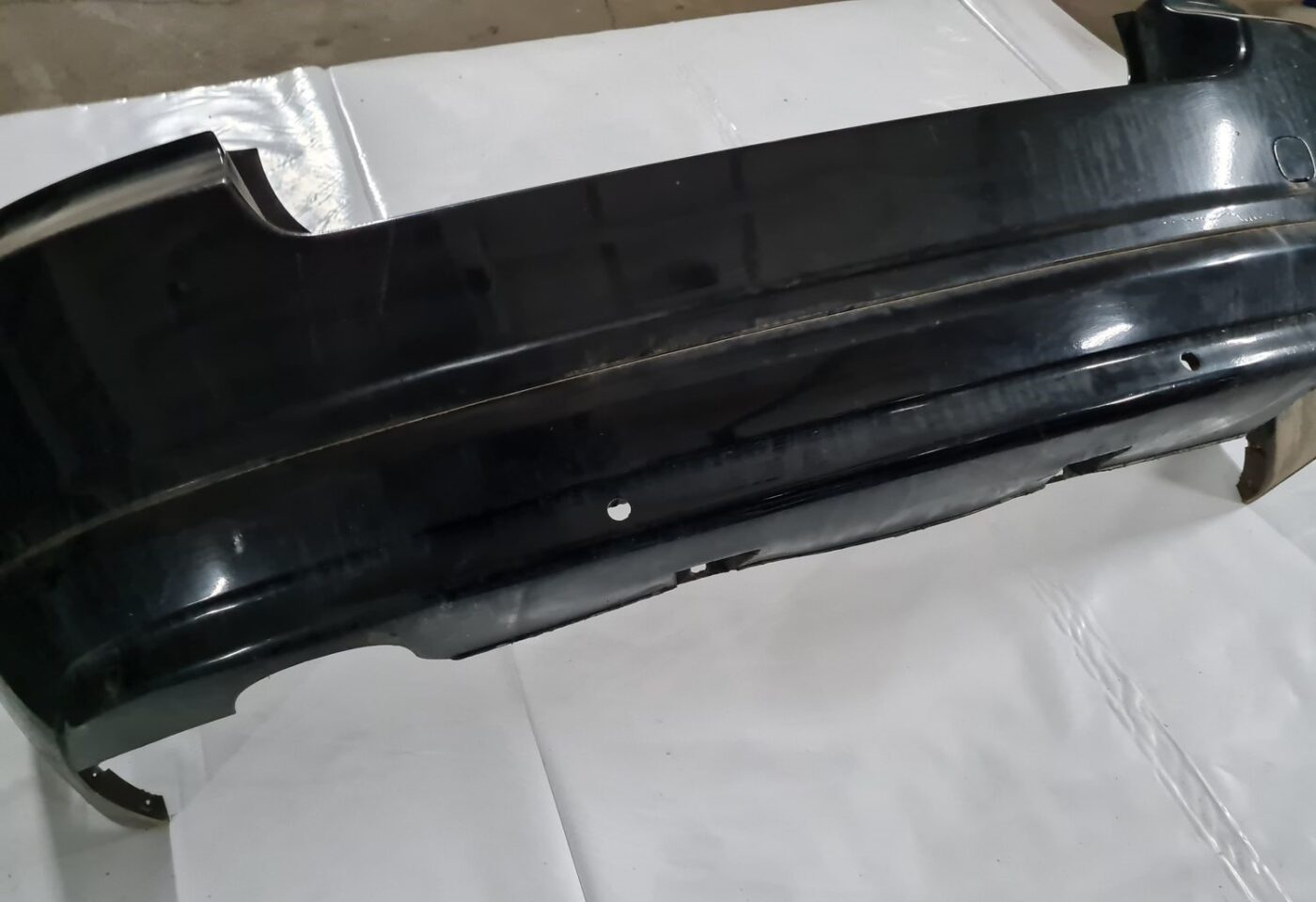 Aizmugures buferis priekš VOLVO S80 2007 Black 10 Aizmugures buferis priekš VOLVO S80 2007 Black