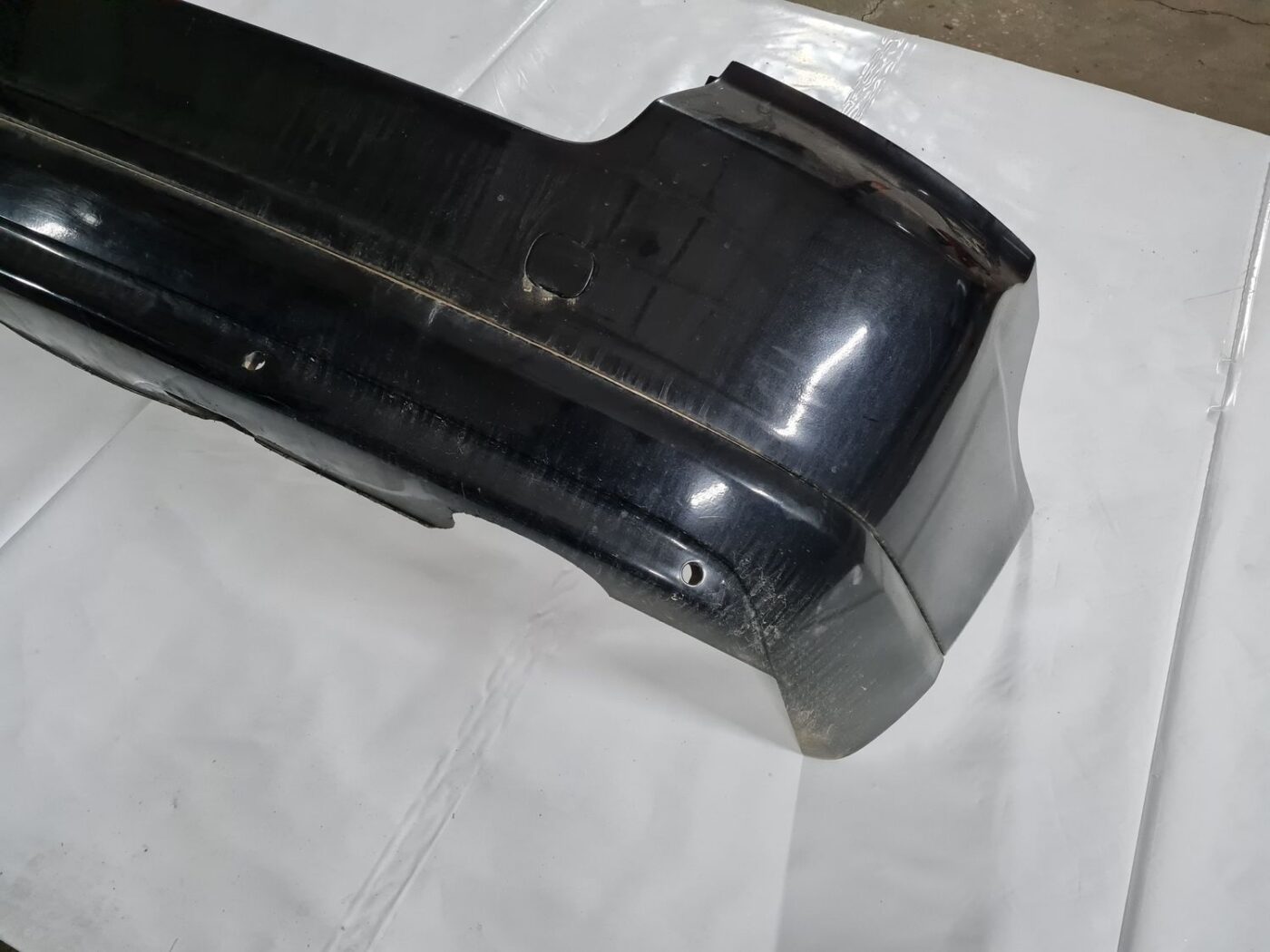 Aizmugures buferis priekš VOLVO S80 2007 Black 9 Aizmugures buferis priekš VOLVO S80 2007 Black