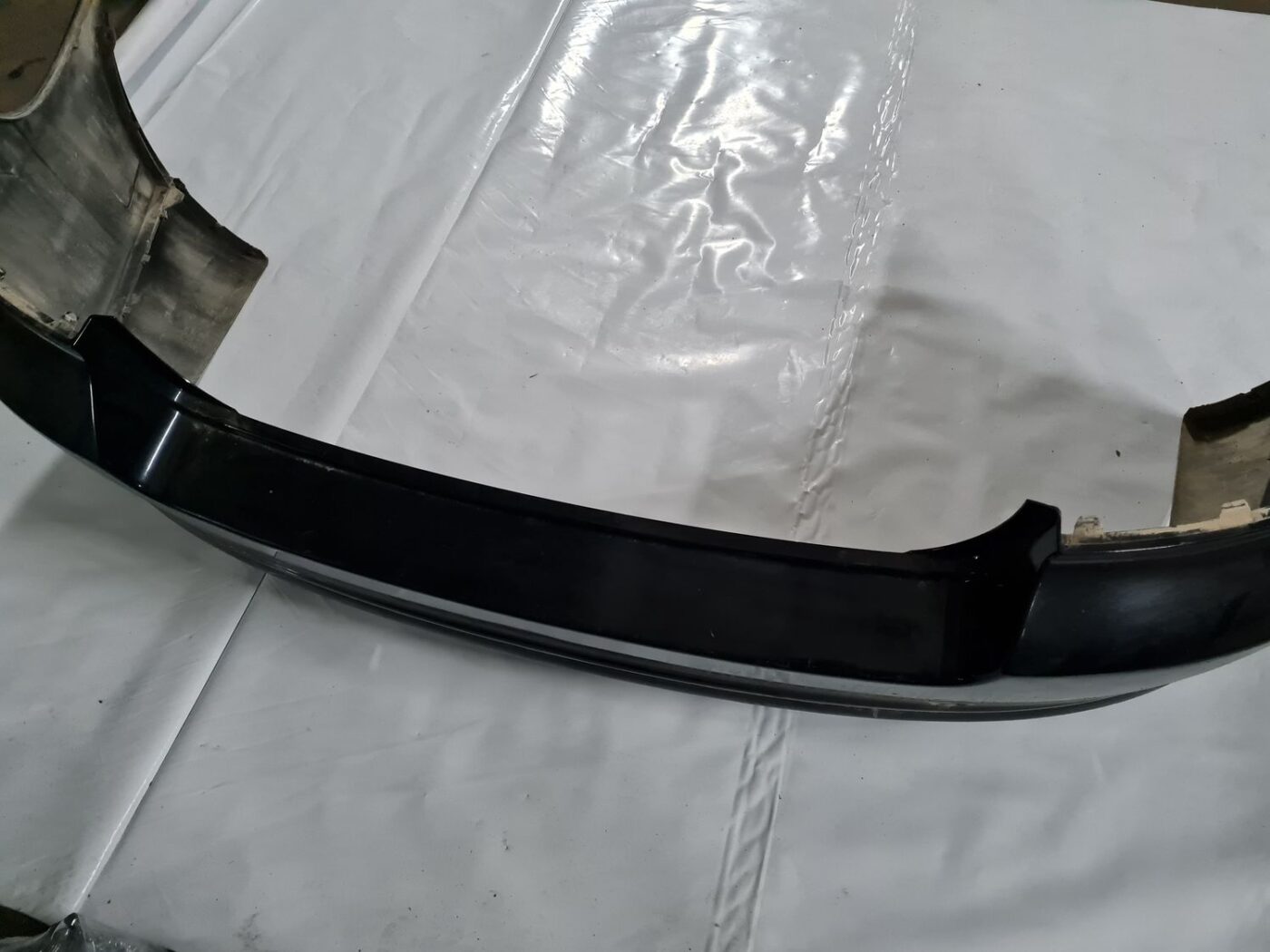 Aizmugures buferis priekš VOLVO S80 2007 Black 7 Aizmugures buferis priekš VOLVO S80 2007 Black