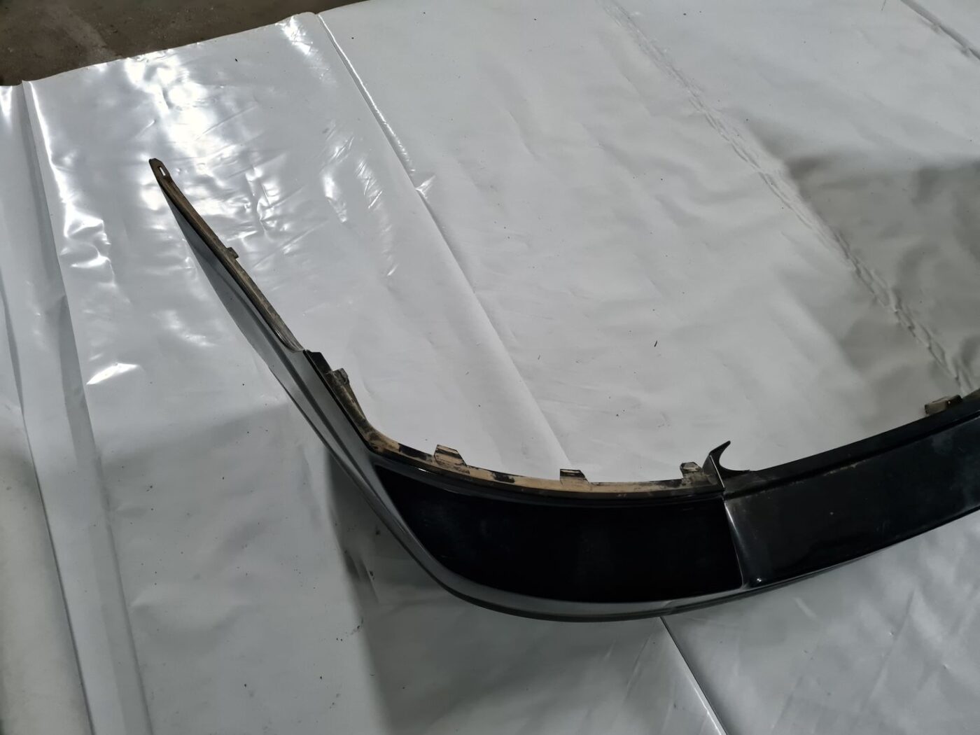 Aizmugures buferis priekš VOLVO S80 2007 Black 5 Aizmugures buferis priekš VOLVO S80 2007 Black