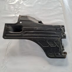 Virsbūves apakšējais aizsargs priekš VOLVO S80 2007 Black