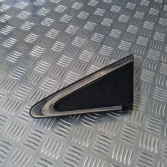 Priekšēja spārna uzlika/moldings priekš TOYOTA AVENSIS 2010