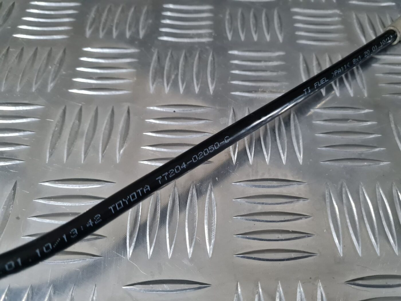 Degvielas caurule priekš TOYOTA AVENSIS 2010 3 Degvielas caurule priekš TOYOTA AVENSIS 2010