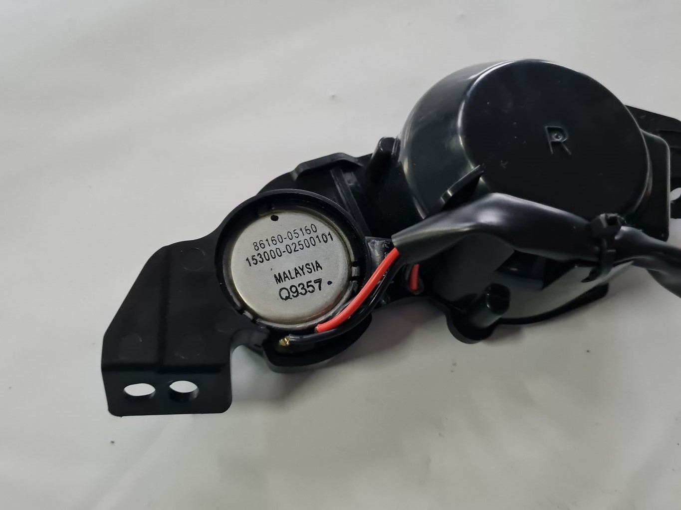 Mērinstrumentu paneļa skaļrunis priekš TOYOTA AVENSIS 2010 3 Mērinstrumentu paneļa skaļrunis priekš TOYOTA AVENSIS 2010