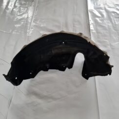 Aizmugurējais kreisais paspārns priekš TOYOTA AVENSIS 2010