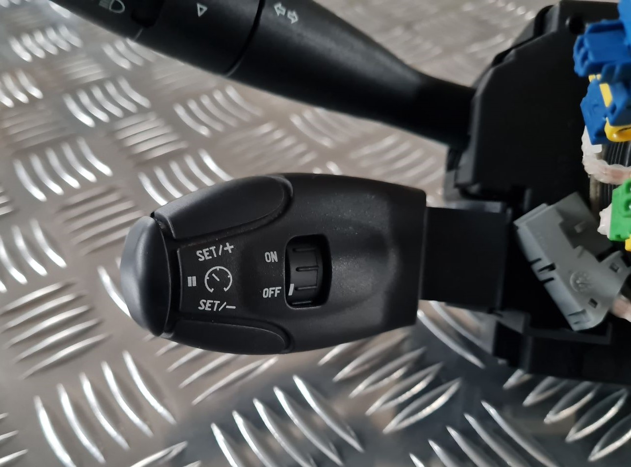 Stūres statnes slēdzis priekš CITROEN C8 2005 6 Stūres statnes slēdzis priekš CITROEN C8 2005