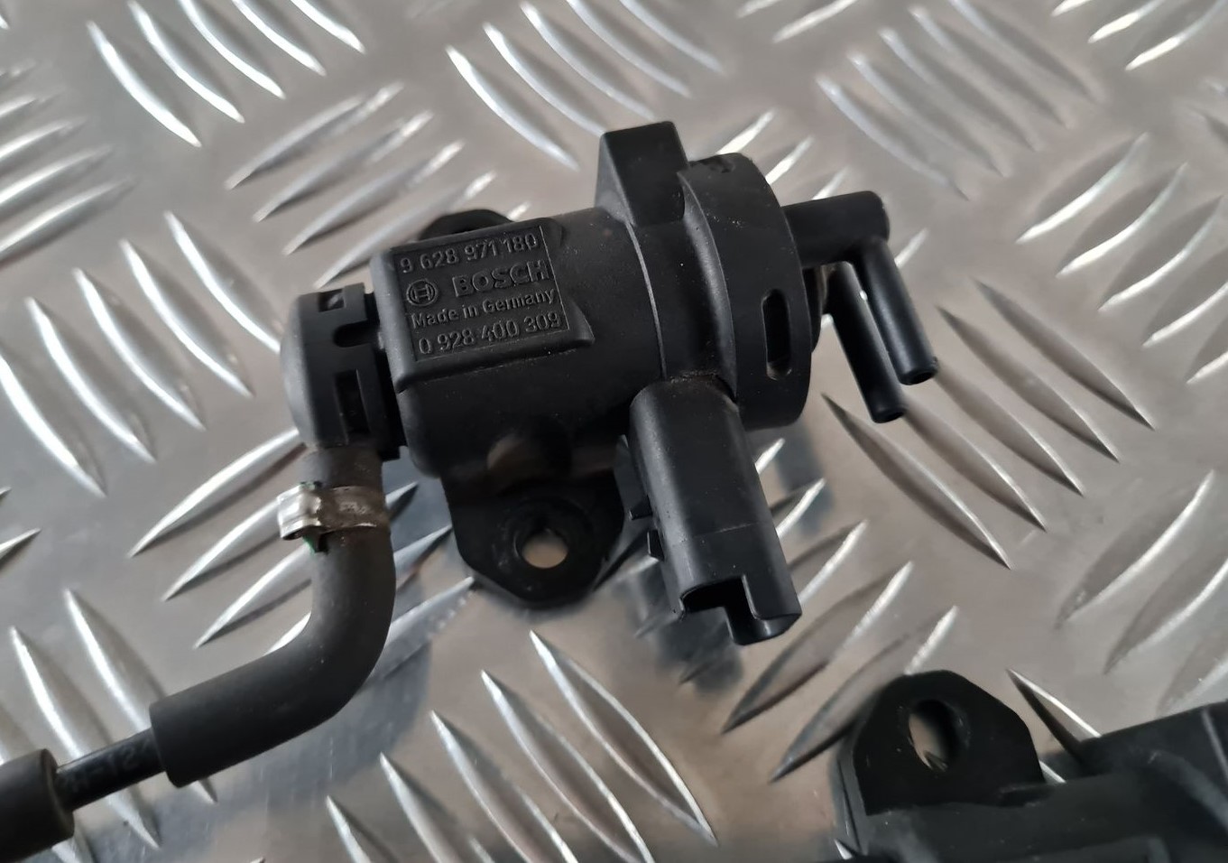 Solenoīda vakuuma vārsts priekš CITROEN C8 2005 2 Solenoīda vakuuma vārsts priekš CITROEN C8 2005