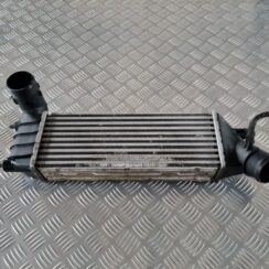 Interkūleris priekš CITROEN C8 2005