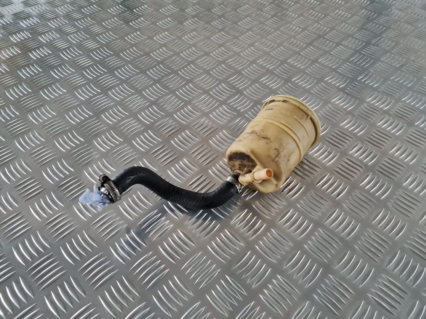 Stūres pastiprinātāja tvertne priekš CITROEN C8 2005 2 Stūres pastiprinātāja tvertne priekš CITROEN C8 2005