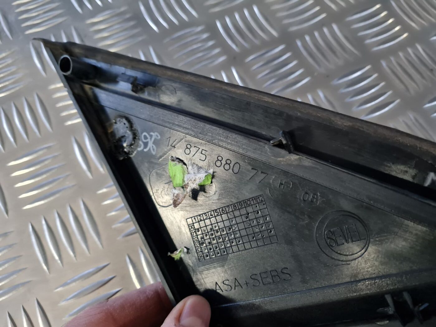 Priekšēja spārna uzlika/moldings priekš CITROEN C8 2005