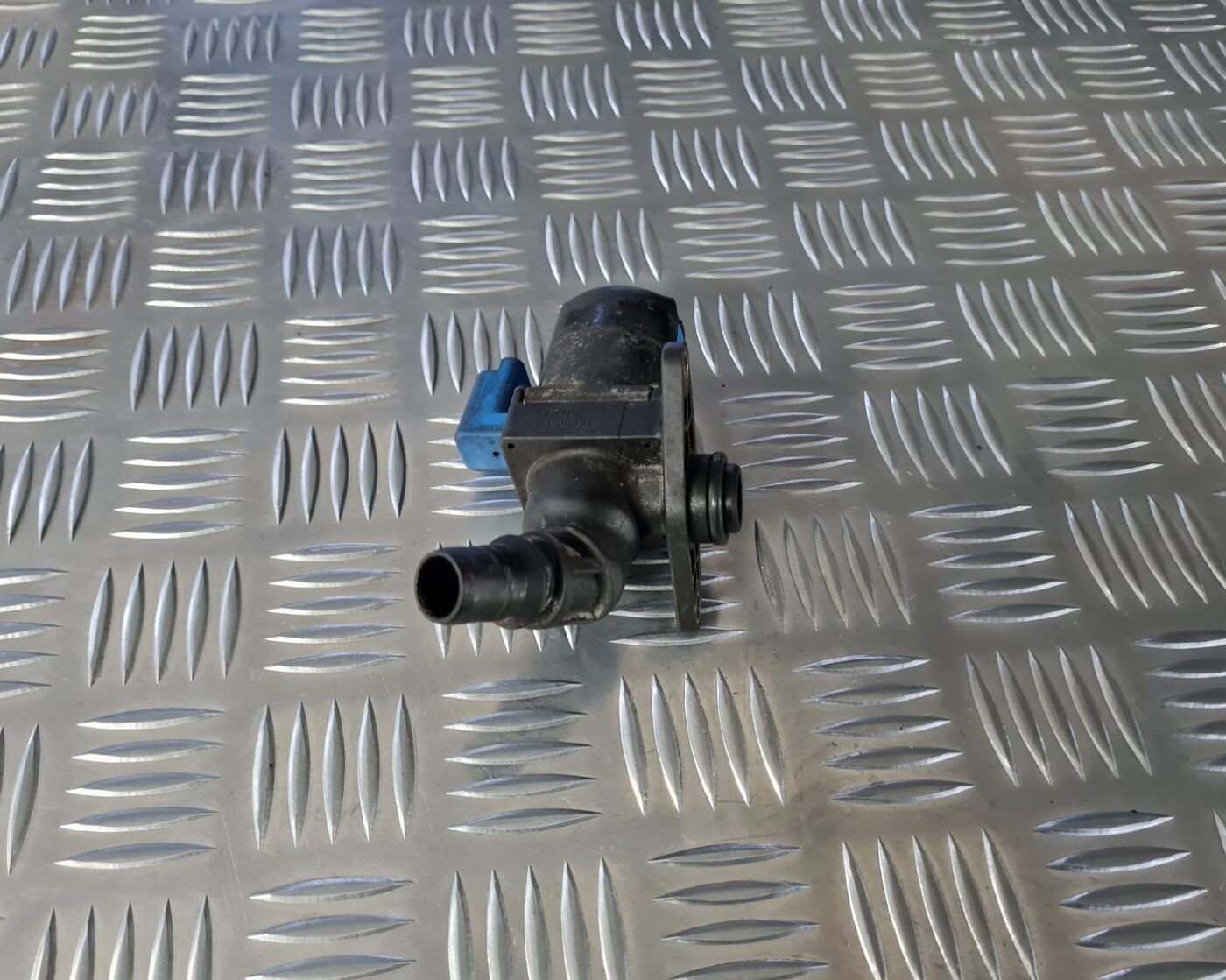 Papildus elektriskais ūdens sūknis priekš CITROEN C8 2005 3 Papildus elektriskais ūdens sūknis priekš CITROEN C8 2005