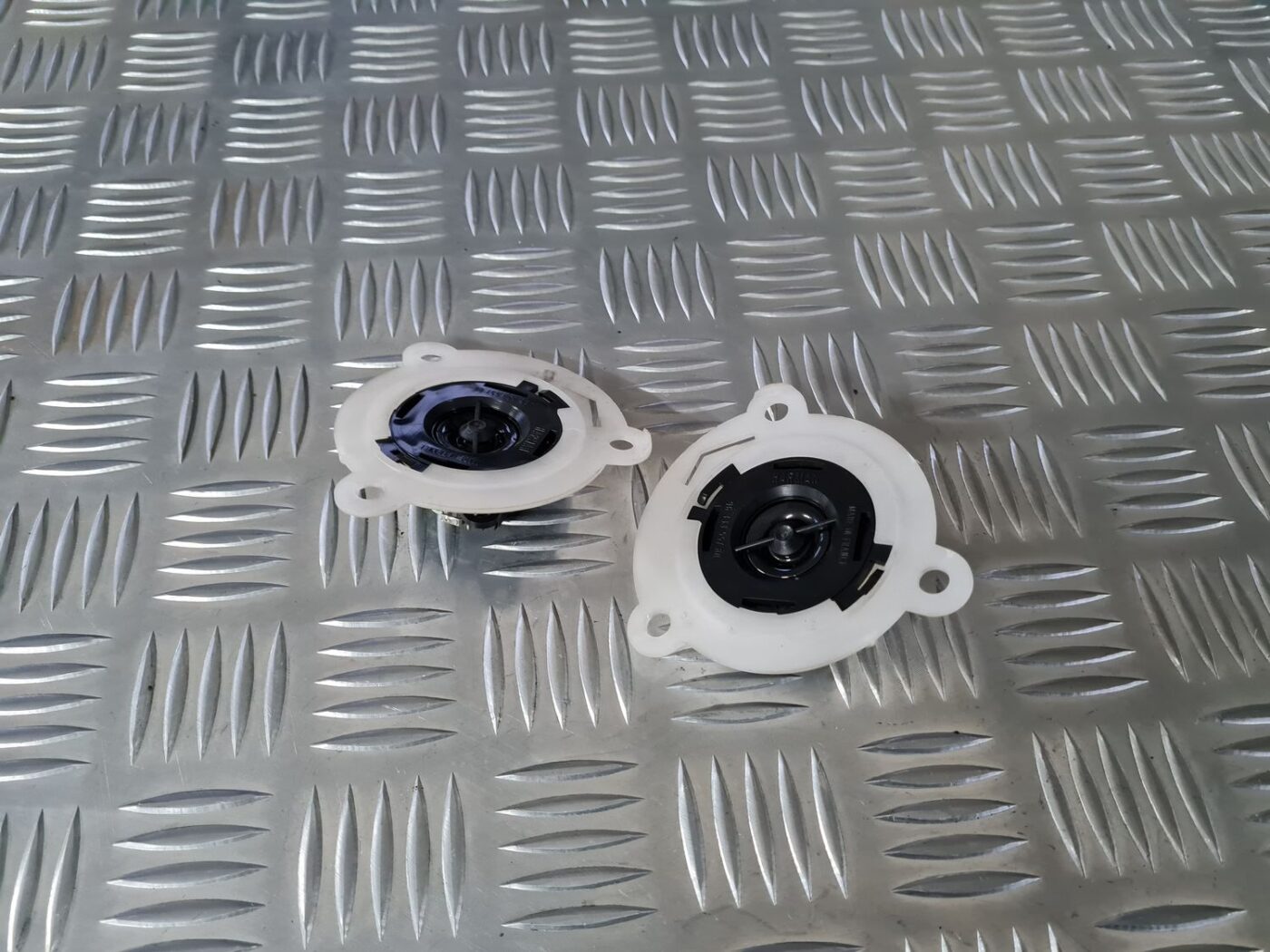 Salona statnes skaļrunis priekš CITROEN C8 2005 1 Salona statnes skaļrunis priekš CITROEN C8 2005