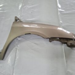 Priekšējais labais spārns priekš CITROEN C8 2005