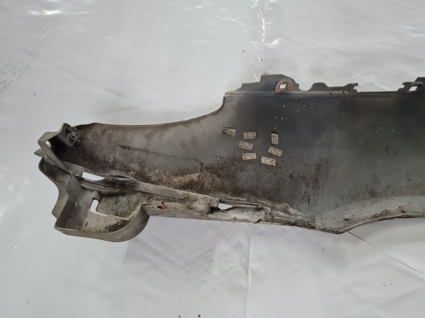 Priekšējais labais spārns priekš CITROEN C8 2005 3 Priekšējais labais spārns priekš CITROEN C8 2005