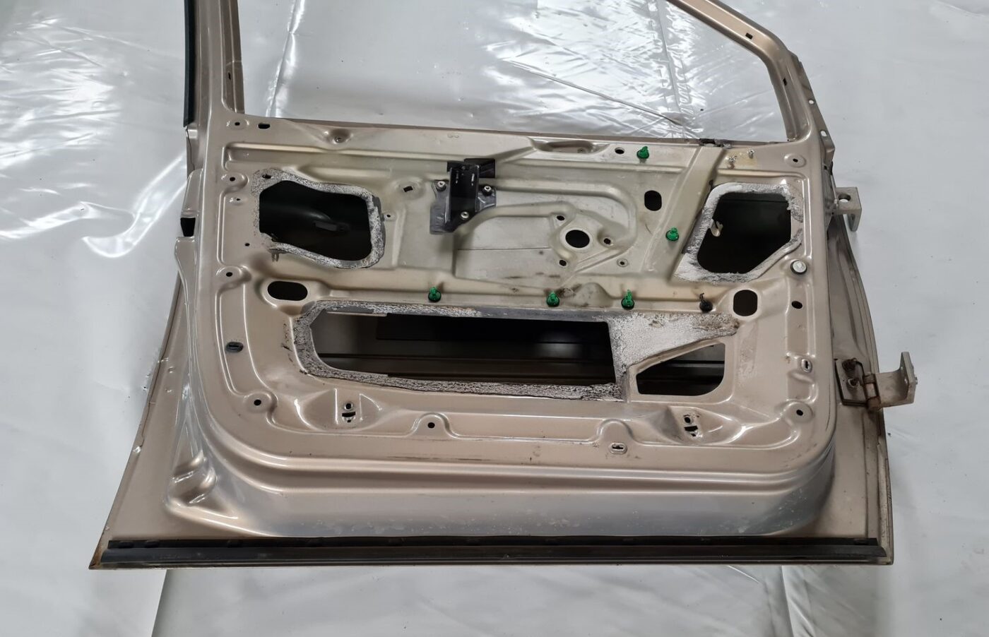 Priekšējās kreisās durvis priekš CITROEN C8 2005 5 Priekšējās kreisās durvis priekš CITROEN C8 2005